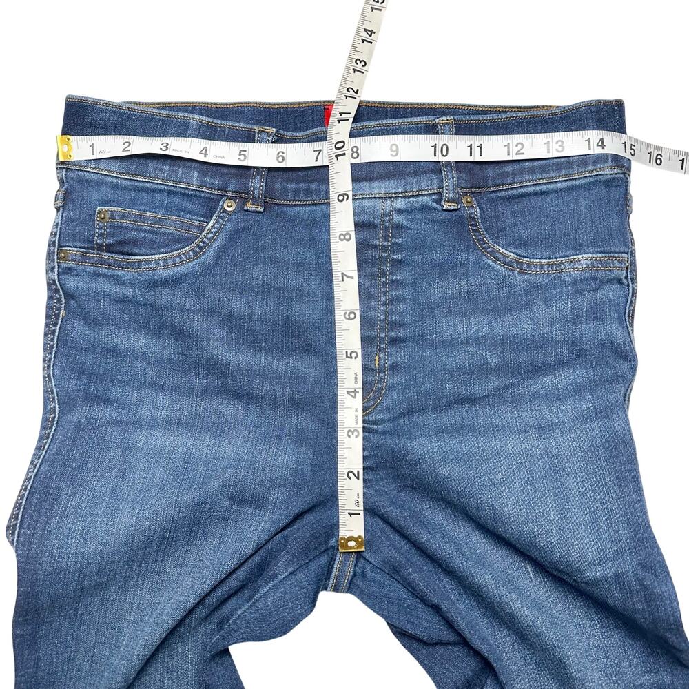 Spanx | Women | EveryWear Midnight Shade Stretch Pull On Flare Jeans | Medium - Picture 4 of 12